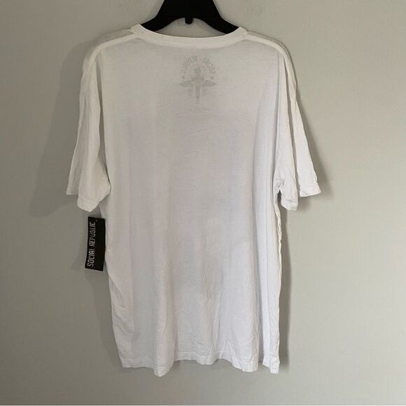 Social Republic Men’d Crew Neck Short Sleeve Wolf Printed Basic Tee size XL - Picture 3 of 5